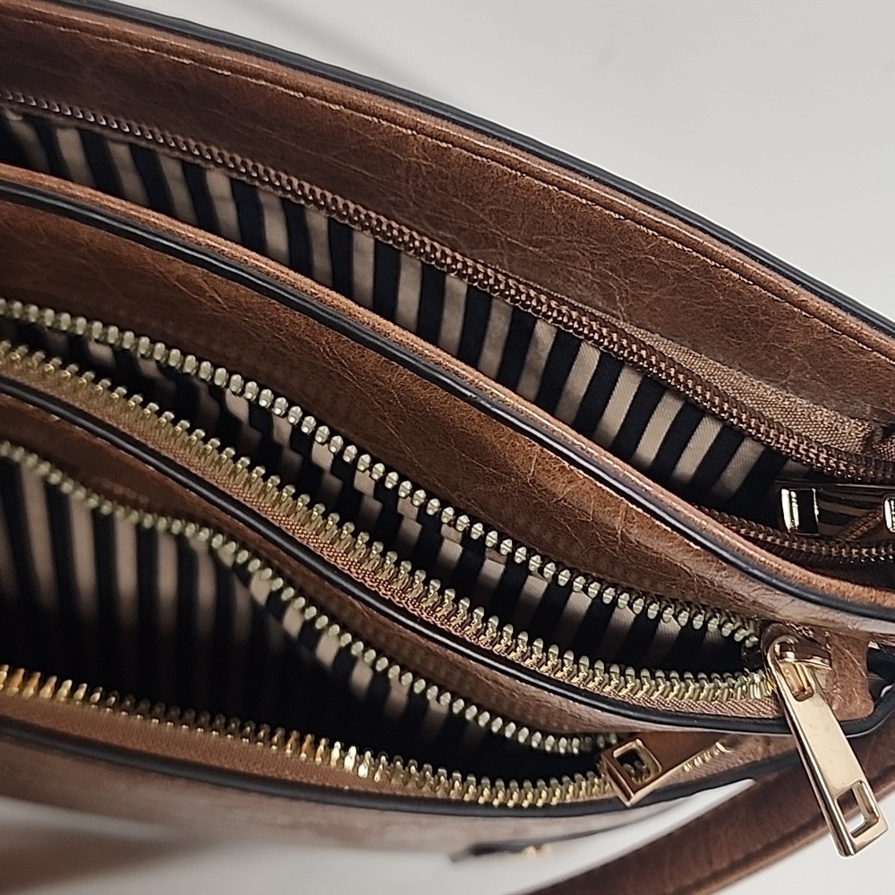 Elegant Brown Embossed Faux Leather Unisex Crossbody SaddleBag - Picture 5 of 9
